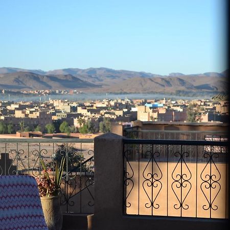 Riad Dar Bergui Hotel Ouarzazate Exterior foto